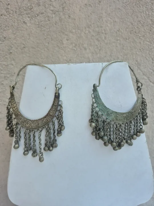 Kashmiri Handmade Nazakat Bali Earrings with Engraved Crescent Design