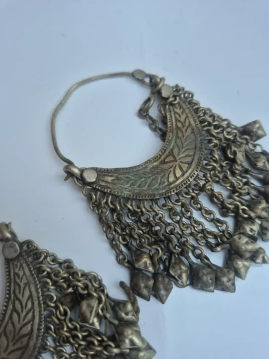 Kashmiri Handmade Bali Earrings Gulshan with Leaf Engraved Crescent - Image 3