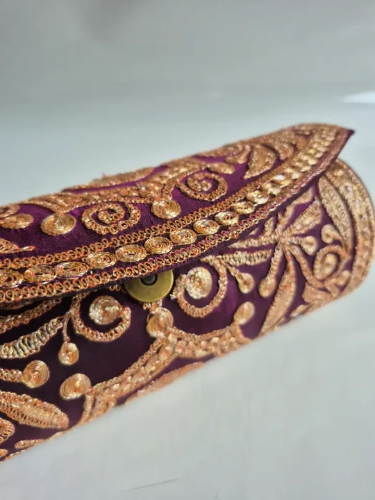 Kashmiri Tilla Embroidered Clutch Bag Mahreni | Purple - Image 3