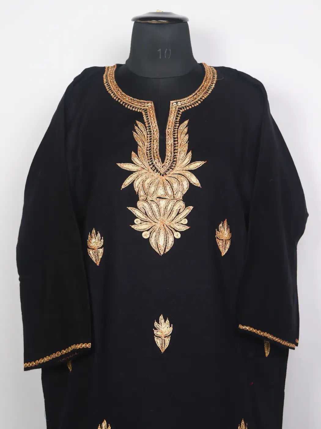 Kashmiri Gulnaar Black Cashmilon Pheran for Women with Botte Tilla Embroidery - Image 2