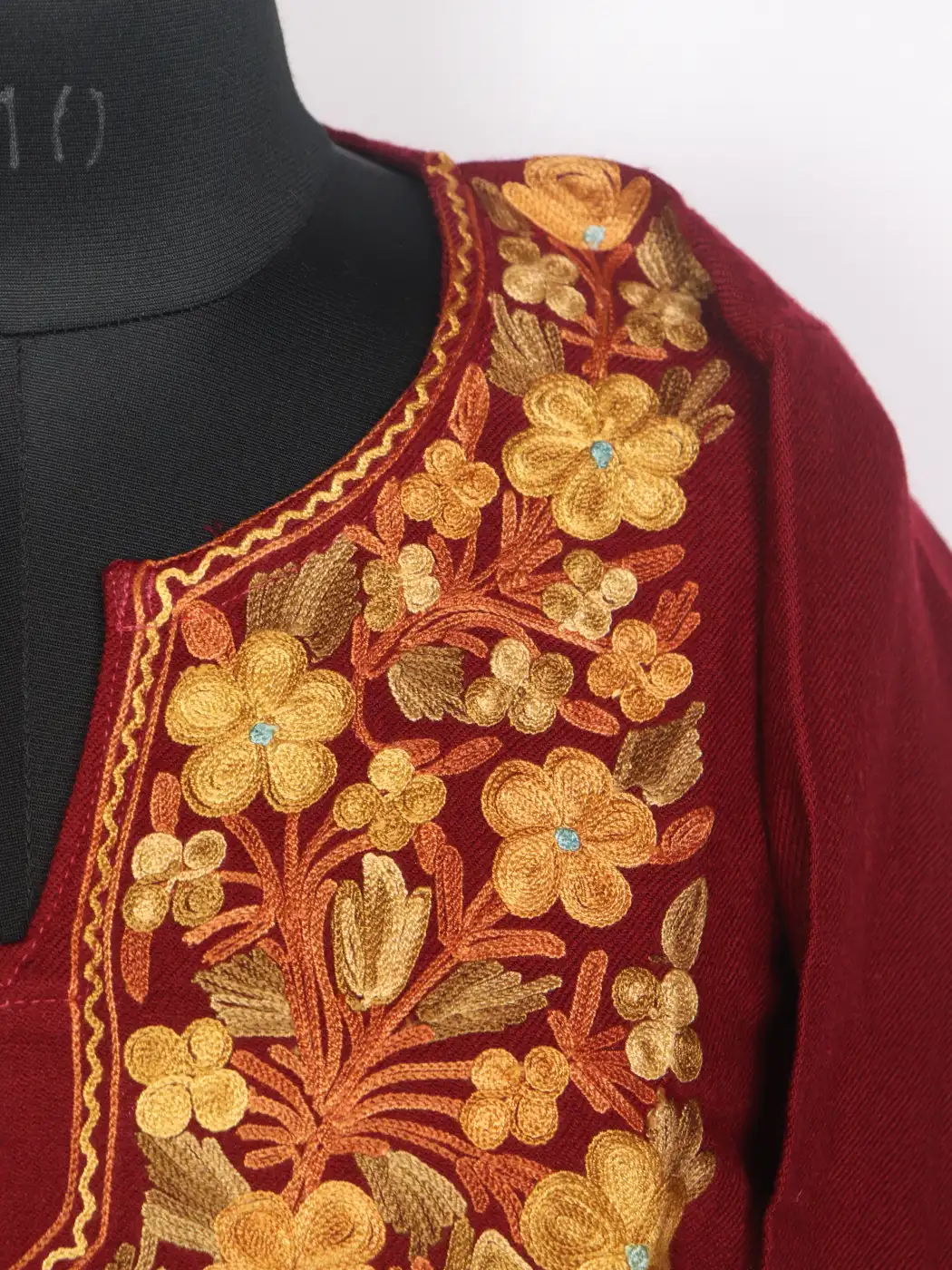 Kashmiri Alamzeb Maroon Cashmilon Pheran for Women with Aari Embroidery - Image 3