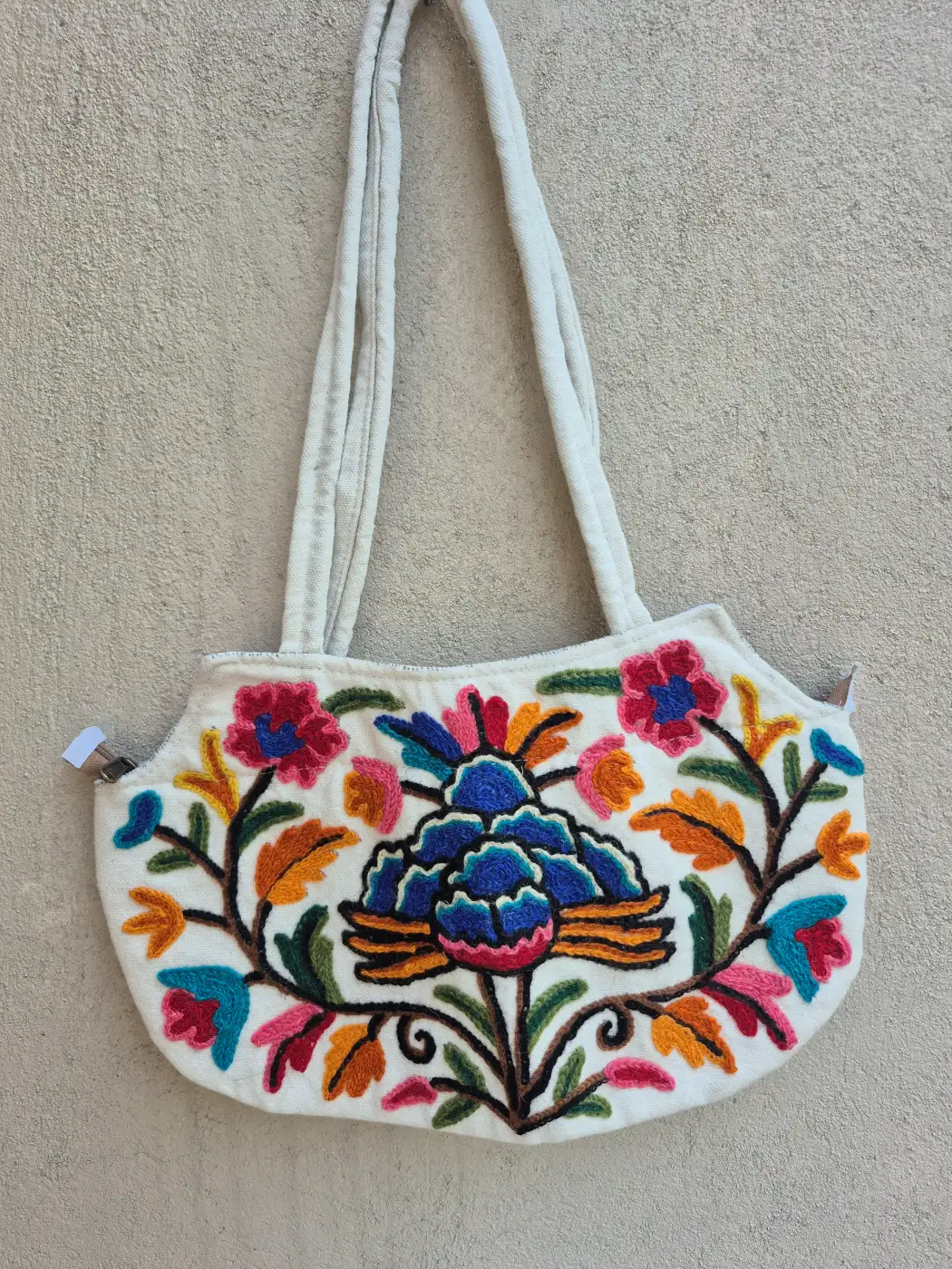 Kashmiri Hand Embroidered White Crewel Bag with Floral Naqsh