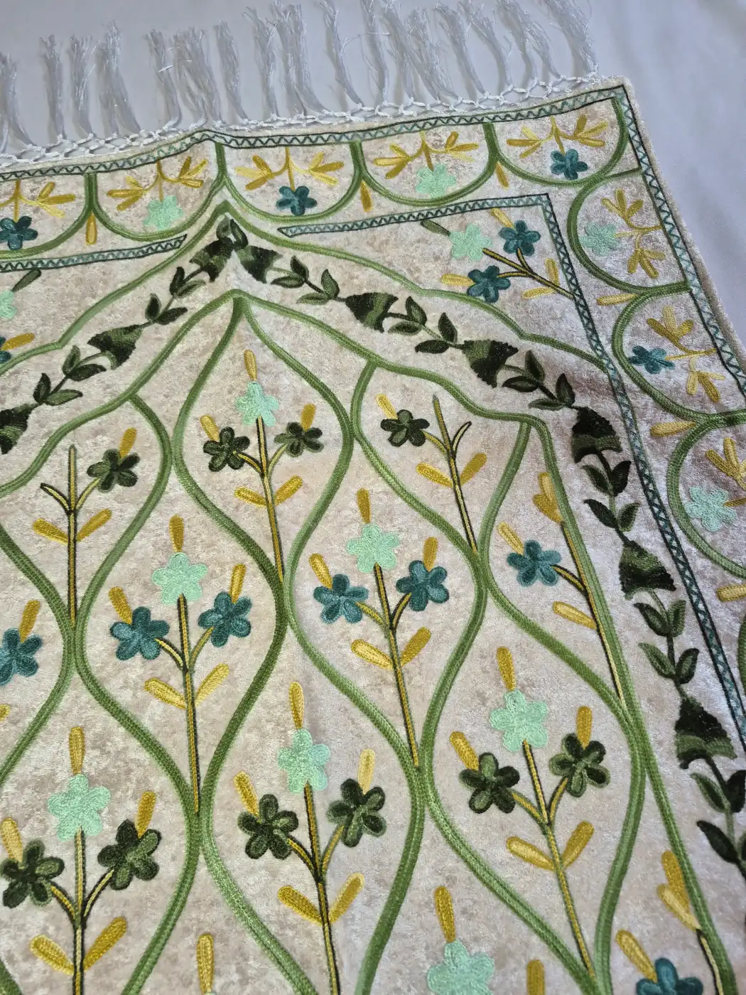 Kashmiri Prayer Mat with Aarizoo Botanical Garden Aari Embroidery - Image 2