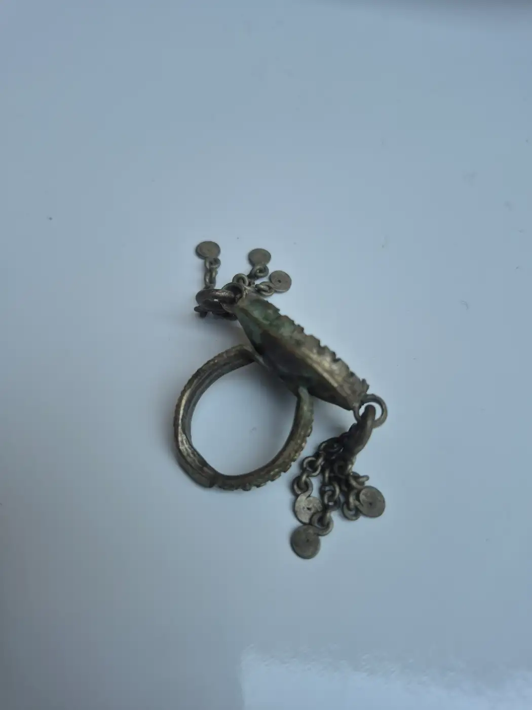 Kashmiri Vintage Mehnoosh Handmade Ring with Oval Stone Details - Image 2