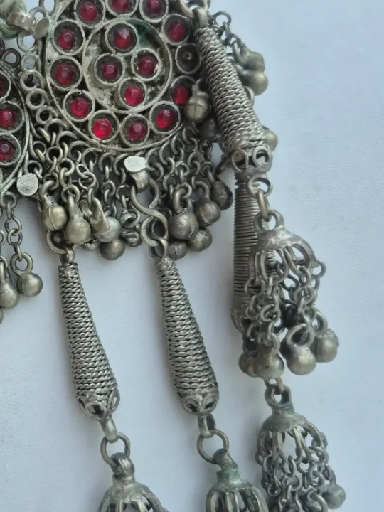 Kashmiri Parandha Jewellery for Hair | Handmade Traditional Hair Ornament - Image 2