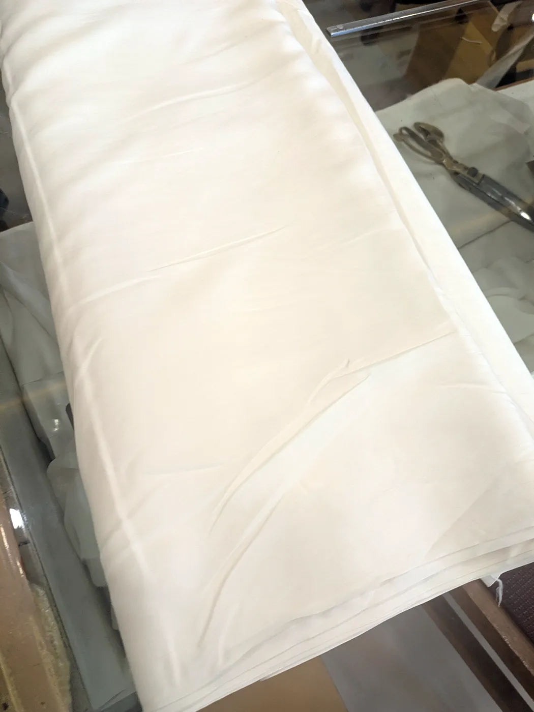 Pure Kashmir Mulberry Silk Fabric – White, 3 Meter Length and 45 Inches Wide - Image 2