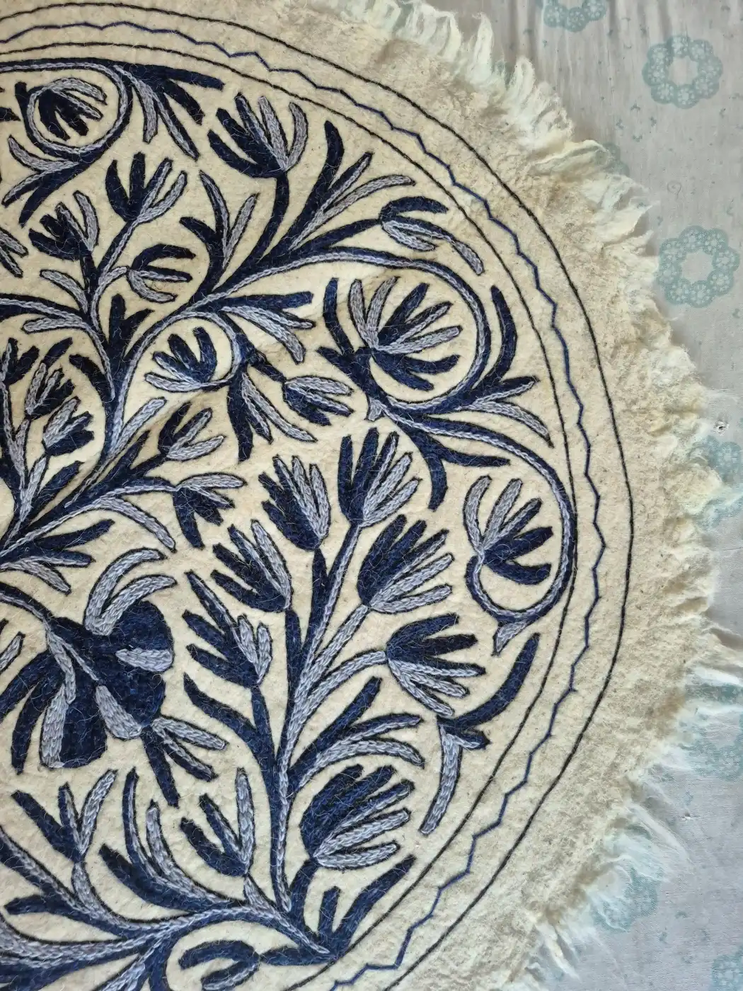 Neelkaar Kashmiri Vinework – Hand Embroidered Wool Namda 4×4 Feet - Image 2