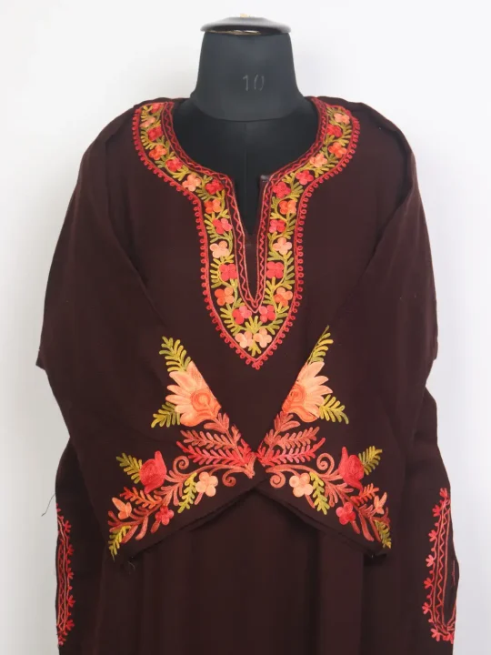 Aakifa Kashmiri Maroon Cashmilon Wool Aari Embroidered Pheran - Image 2