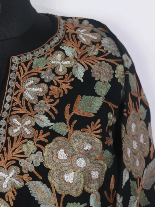 Aariz Kashmiri Jamawar Aari Embroidered Black Pheran in Raffal Wool - Image 3