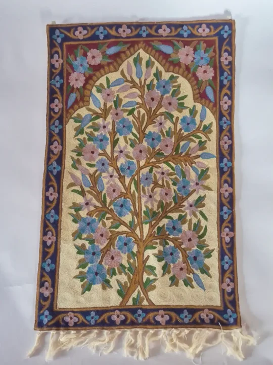 Adeeba Chain Stitch Hand Embroidery Kashmiri Wall Hanging 3*2 Feet
