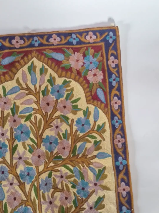 Adeeba Chain Stitch Hand Embroidery Kashmiri Wall Hanging 3*2 Feet - Image 2