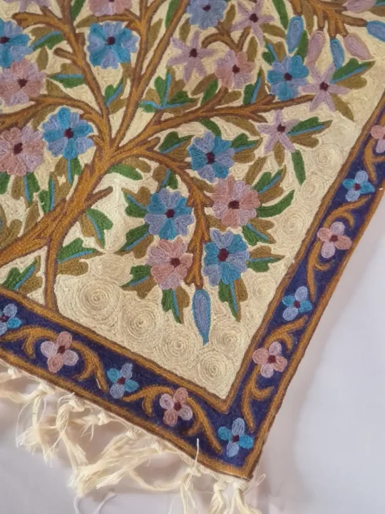 Adeeba Chain Stitch Hand Embroidery Kashmiri Wall Hanging 3*2 Feet - Image 3