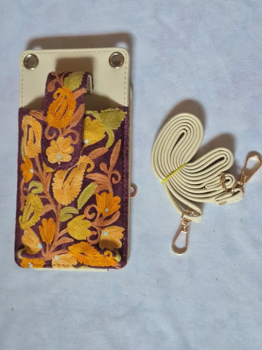 Aaliya Kashmiri Cream White Mobile And Card Sling Bag with Aari Embroidery