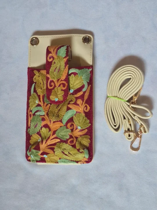 Aqila Kashmiri Cream White Mobile And Card Sling Bag with Aari Embroidery