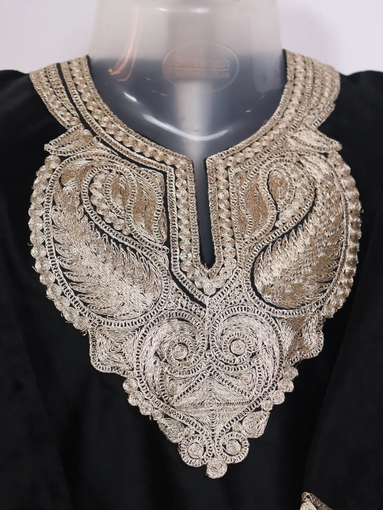 Aqsa Black Kashmiri Girls Pheran In Holland Velvet With Zari Tilla Work (3 to 4Y) - Image 2