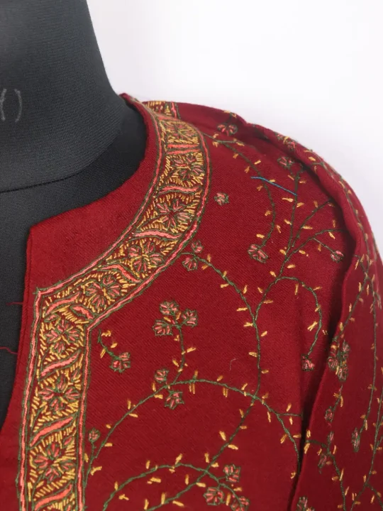Arafah Kashmiri Jaal Design Hand Sozni Pheran in Premium Count Wool - Image 3
