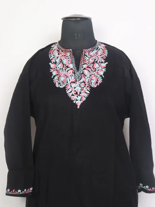 Baseera Kashmiri Girls Pheran in Black Cashmilon Wool with Aari Work (12 to 13Y) - Image 2