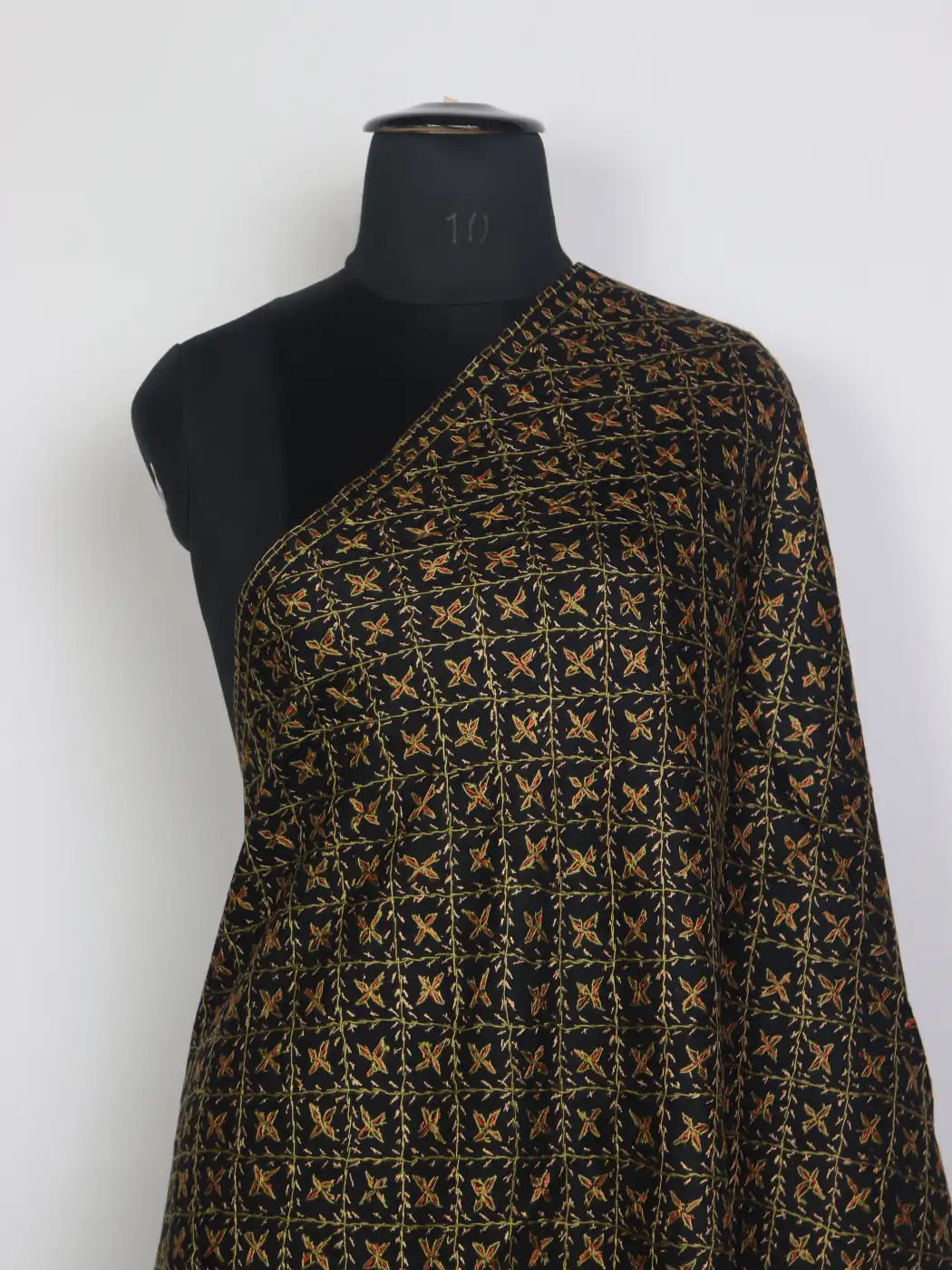 Banafsha Kashmiri Hand Sozni Embroidered Black Stole in Toosha Wool - Image 2
