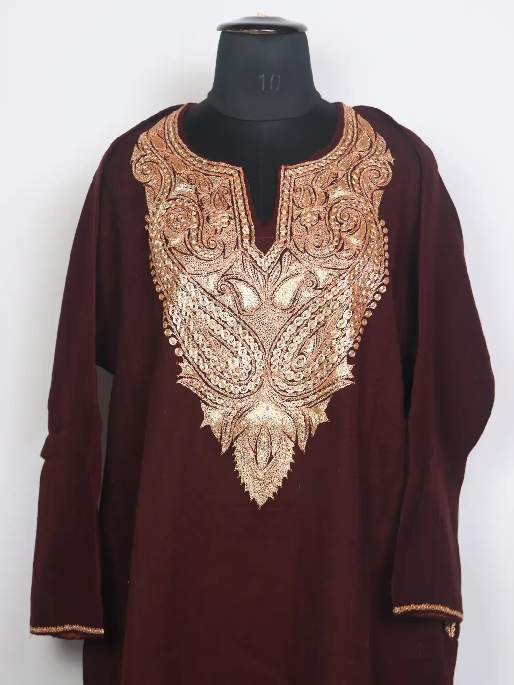 Bisma Kashmiri Raffal Wool Botte Tilla Work Pheran Maroon - Image 2