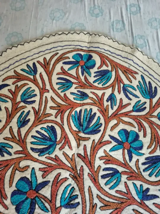 Blue Blossom Garden Kashmiri Wool Namda Rug with Rust Vine Motifs – 4x4 Feet - Image 4