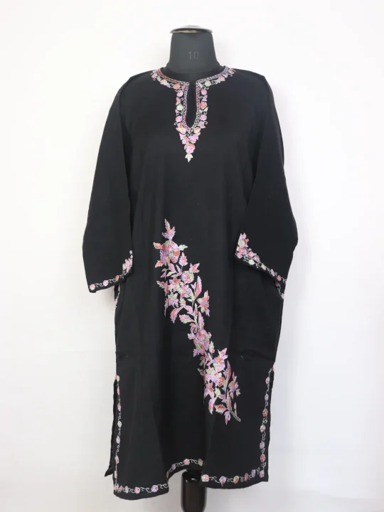 Emaan Kashmiri Pheran In Raffal Wool With Hand Sozni Paper Mache Work | Black