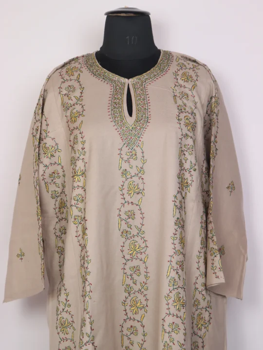 Erum Kashmiri Pheran In Raffal With Wool Hand Sozni Lakeer Jaal Designer | Beige - Image 2