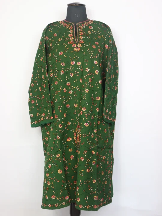 Green Kashmiri Pheran In Raffal Wool With Hand Sozni Paper Mache Jaal Work | Fizza