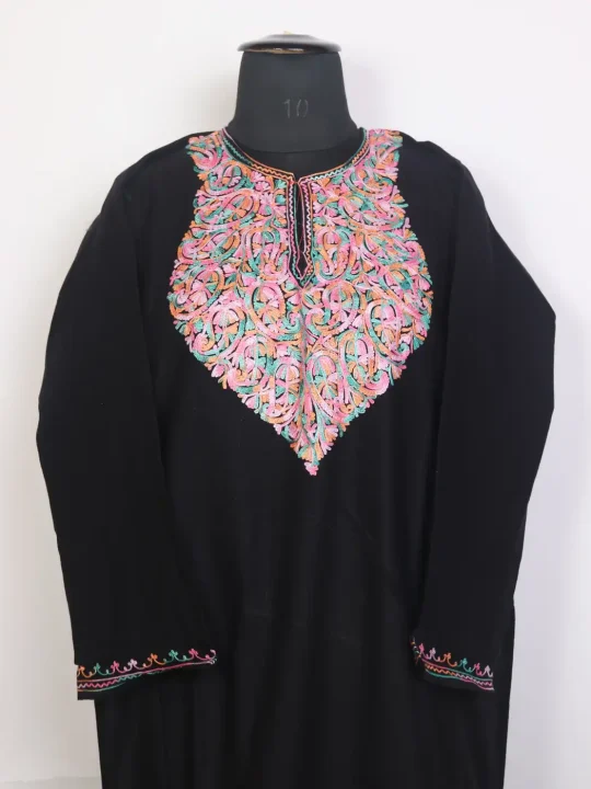 Gulposh Black Kashmiri Cashmilon Pheran with Aari Embroidery - Image 2