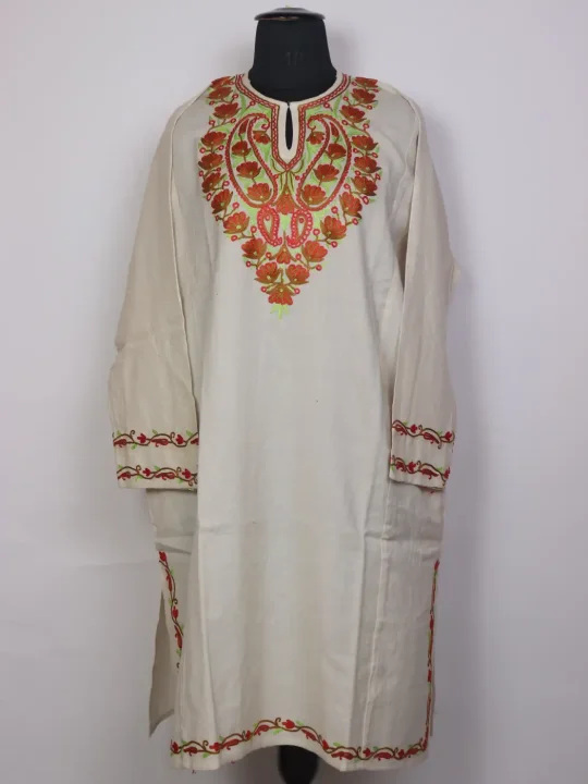 Mehrunissa White Kashmiri Pheran with Hand Aari Work in Raffal Wool