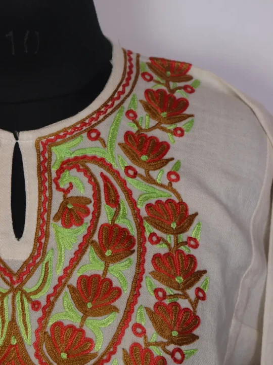 Mehrunissa White Kashmiri Pheran with Hand Aari Work in Raffal Wool - Image 3