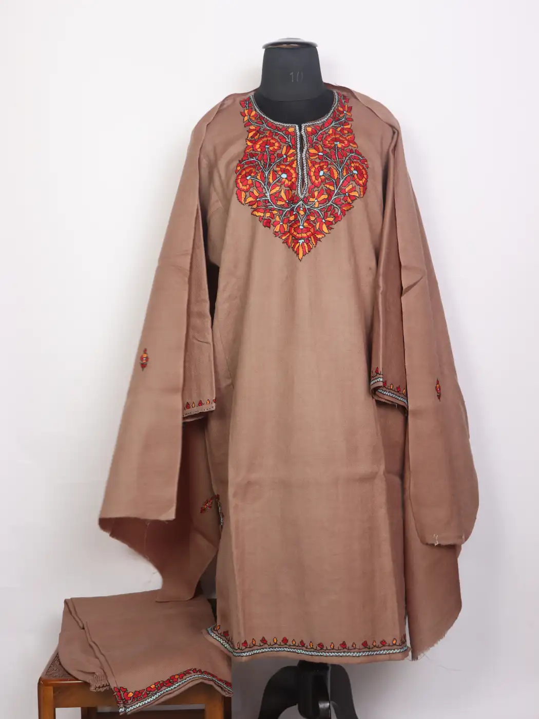 Gulnaaz Peach Kashmiri 3pc Hand Sozni Paper Machie Style Pheran Set in Raffal Wool