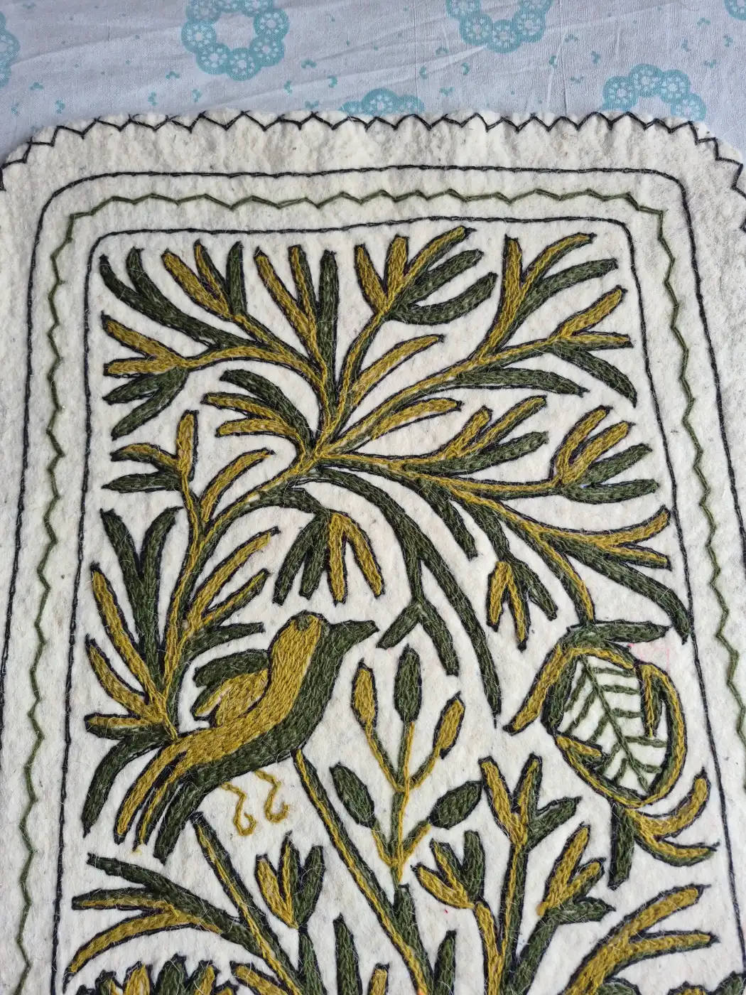 Gulshan-e-Sabz Hand Embroidered Namda Rug – Peacock Floral Design | 3×2 ft - Image 2