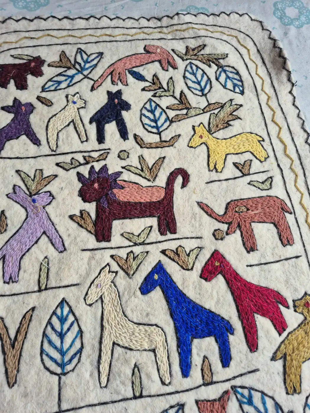 Animals Hand Embroidered Wool Namda 3 × 2 ft - Image 2