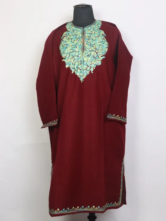 Haniya Aari Embroidered Kashmiri Cashmilon Maroon Pheran