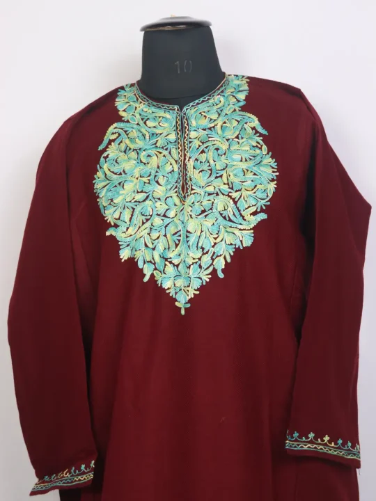 Haniya Aari Embroidered Kashmiri Cashmilon Maroon Pheran - Image 2