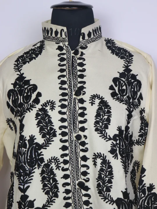 Hina Kashmiri Cream Cashmilon Wool Short Aari Embroidery Coat - Image 2