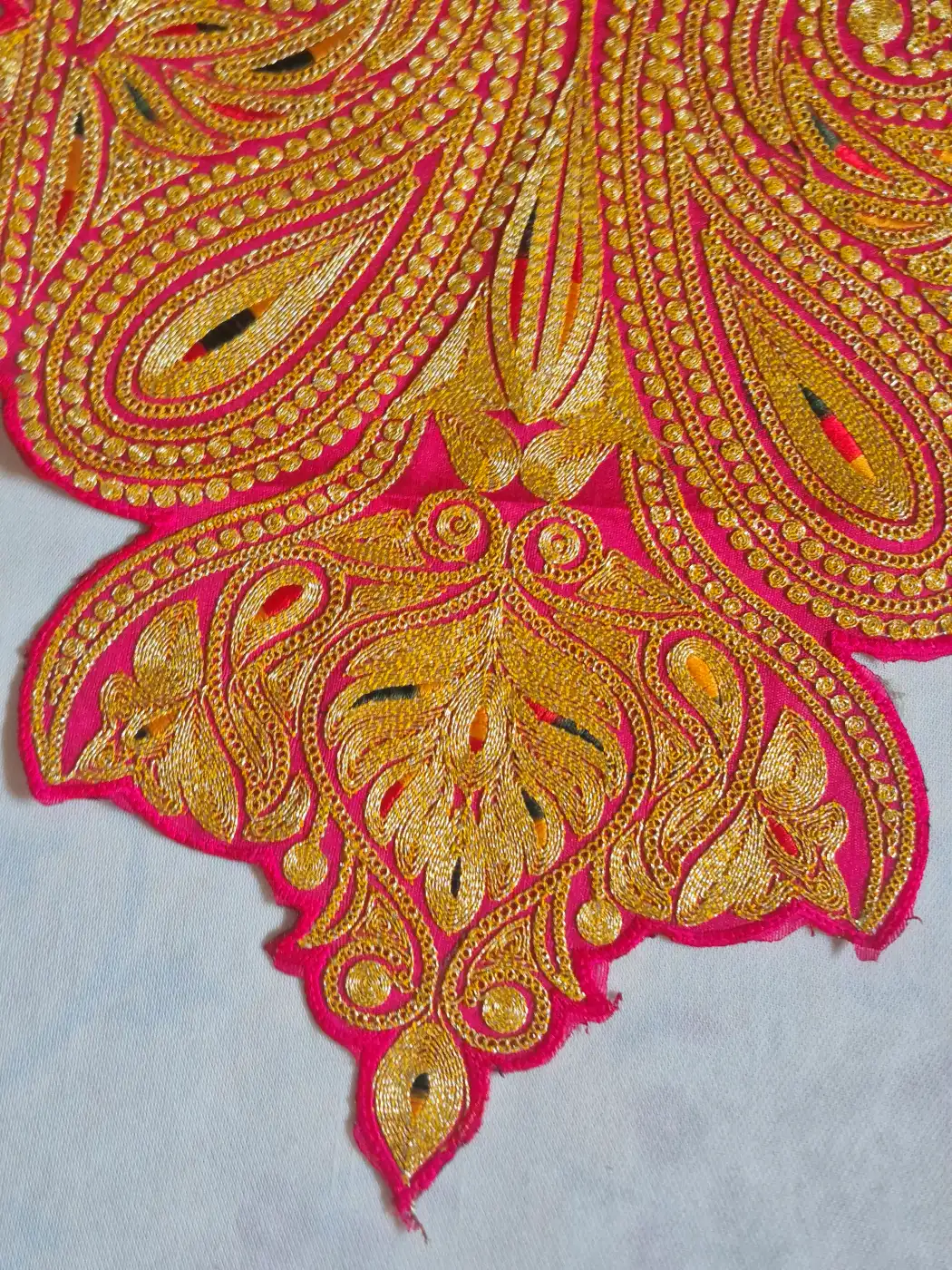 Hoor Pink Kashmiri Long Neck Tilla Patch Set with 4 Matching Patches - Image 2