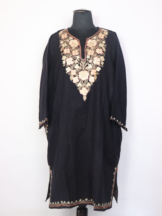 Suraiya Black Kashmiri Cashmilon Wool Pheran For Women With Aari Kadhai