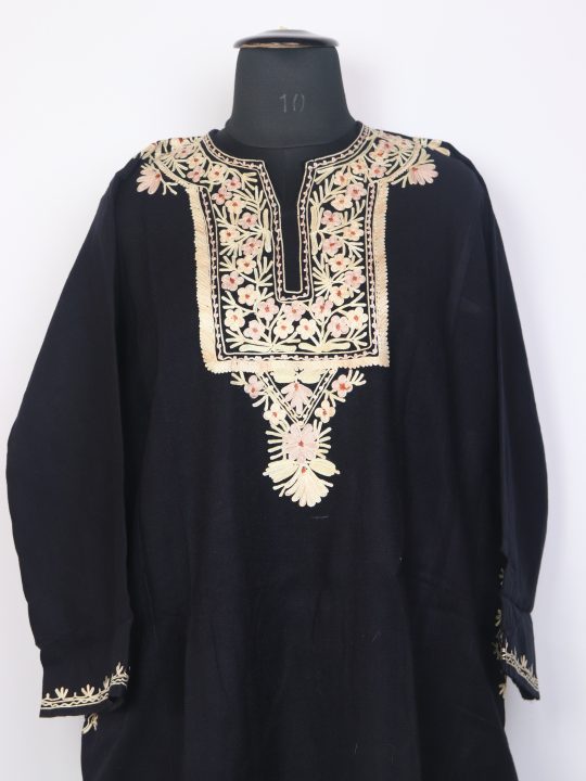 Usma Black Kashmiri Cashmilon Wool Pheran For Women With Aari Embroidery - Image 2