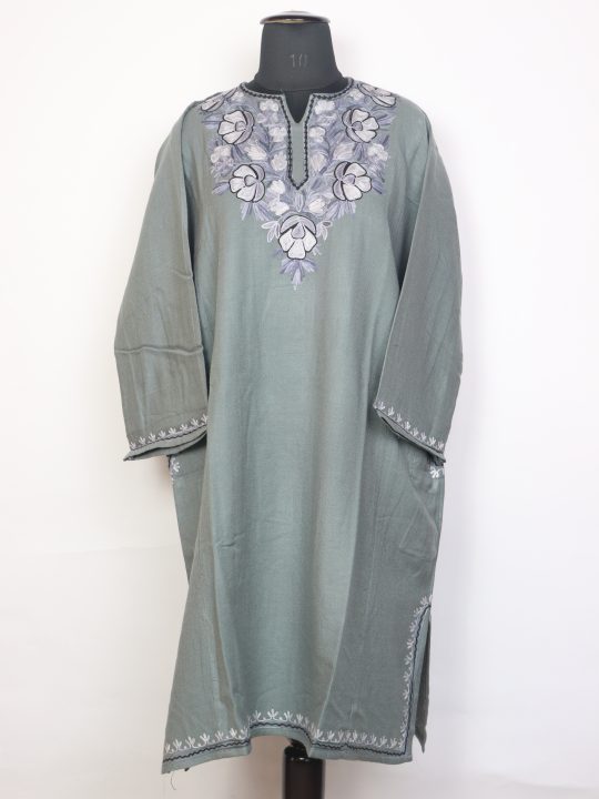 Lolabi Grey Kashmiri Cashmilon Wool Pheran For Women With Aari Kadhai