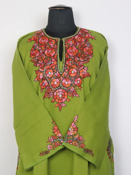 Iffat Kashmiri Pheran in Raffal Wool Hand Sozni Paper Mache Work | Green - Image 2