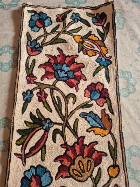 Sopar Kashmiri Wool Thread Embroidery Chain Stitch Handmade  Runner 4*1.5ft - Image 4