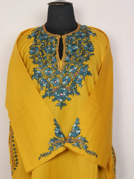 Kashmiri Pheran In Yellow Raffal Wool With Hand Sozni Paper Mache Work| Iqra - Image 2