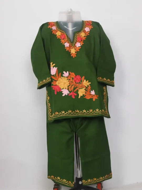 Kashifa Dark Green Kashmiri Girls 2pc Pheran Set With Aari Work In Cashmilon Wool (1 to 2Y)