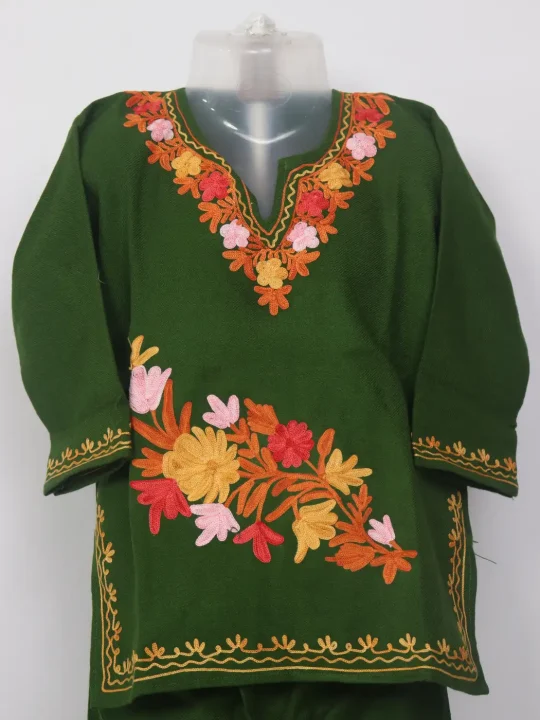 Kashifa Dark Green Kashmiri Girls 2pc Pheran Set With Aari Work In Cashmilon Wool (1 to 2Y) - Image 2