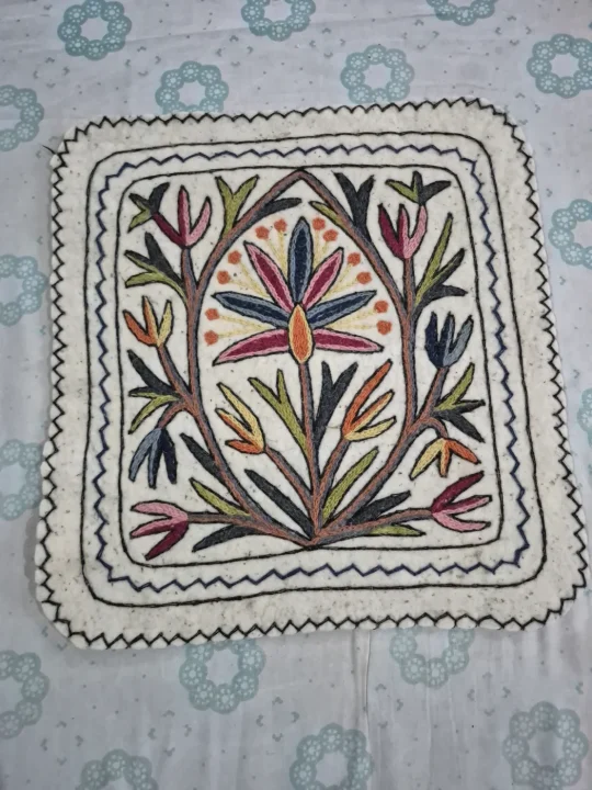 Kashmiri Gulshan 2-Ft Square Handmade Namda Rug With Embroidery