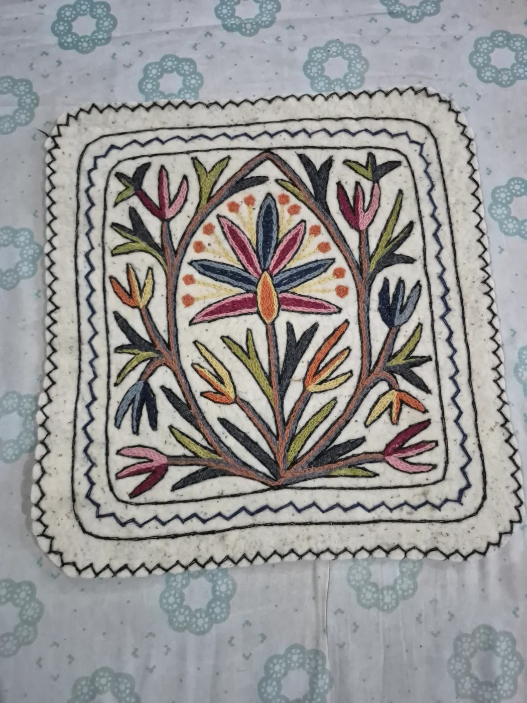 Kashmiri Gulshan 2-Ft Square Handmade Namda Rug With Embroidery