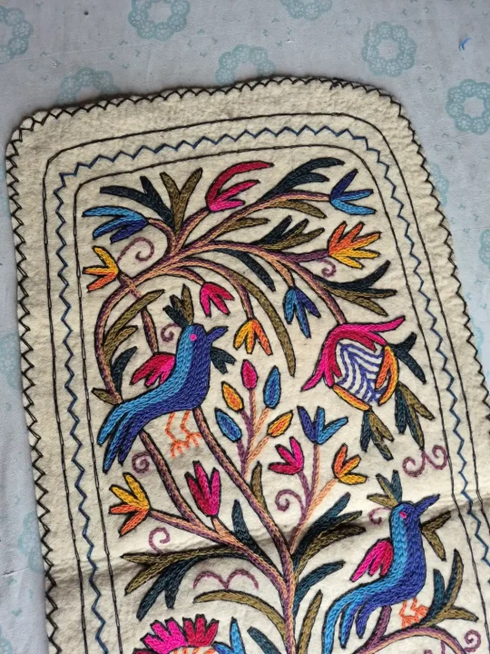 Kashmiri Bird & Blossom Hand Embroidered Wool Namda Runner | 4x2 ft - Image 2