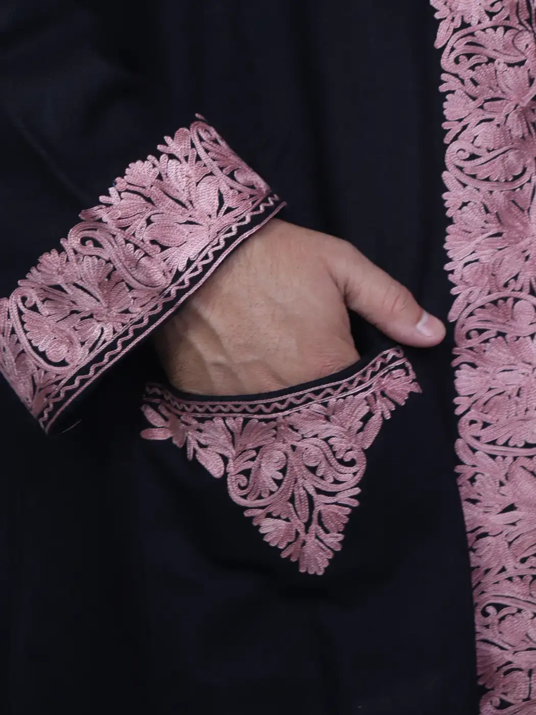 Kashmiri Cashmilon Wool Siyah Gown for Men | Bathrobe with Aari Work - Image 3