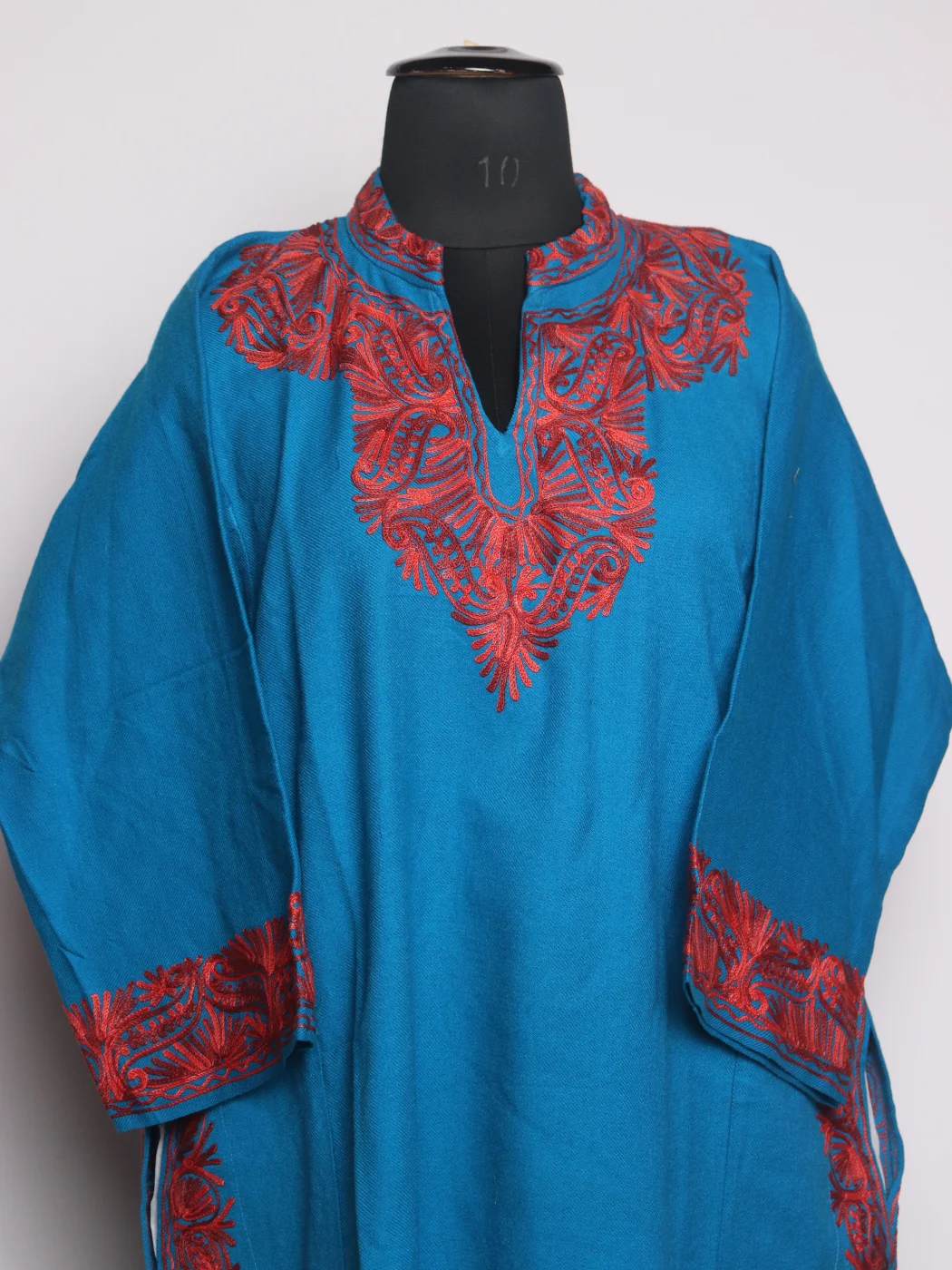 Kashmiri Blue Pheran In Cashmilon Wool For Women Zoon With Aari Kaam - Image 2